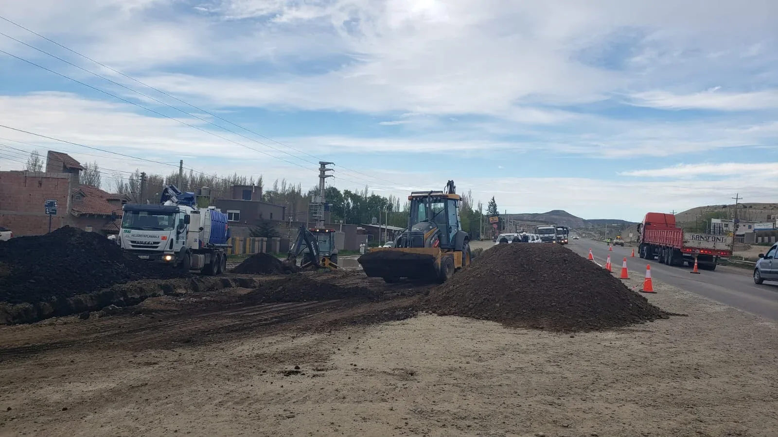 Chubut supervisa el saneamiento por un derrame de petróleo de CAPSA en Comodoro Rivadavia