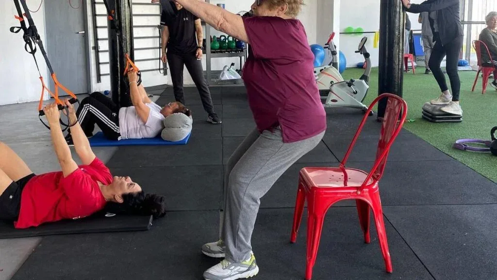 De un living en City Bell a siete sedes: el gym para adultos mayores que crece en La Plata