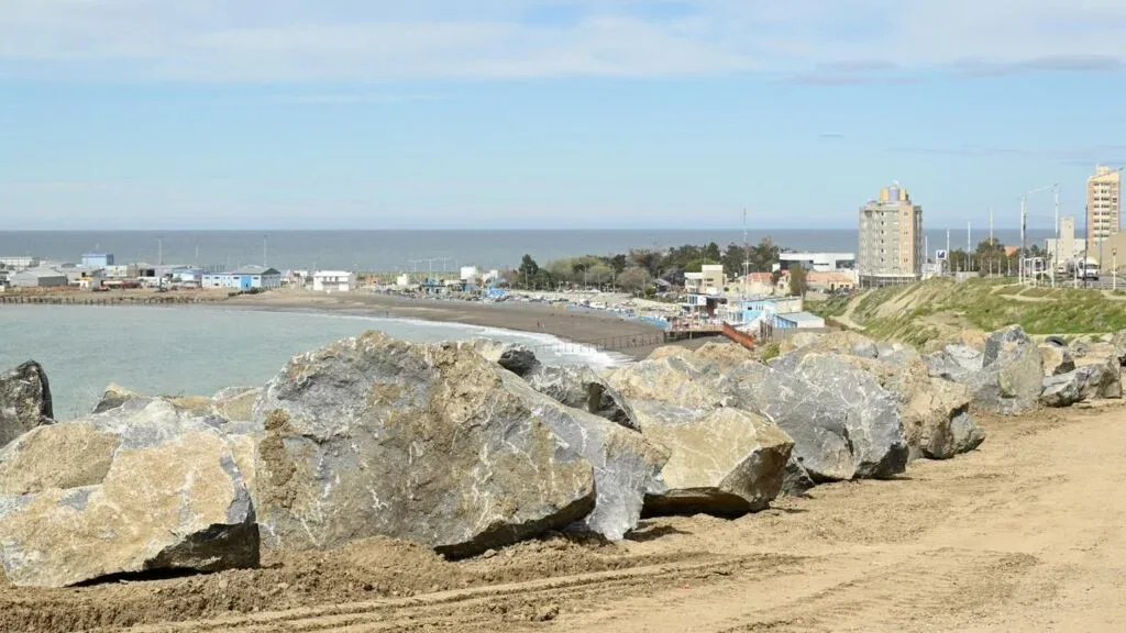 Torres supervisa obras del Plan Galina en Comodoro Rivadavia