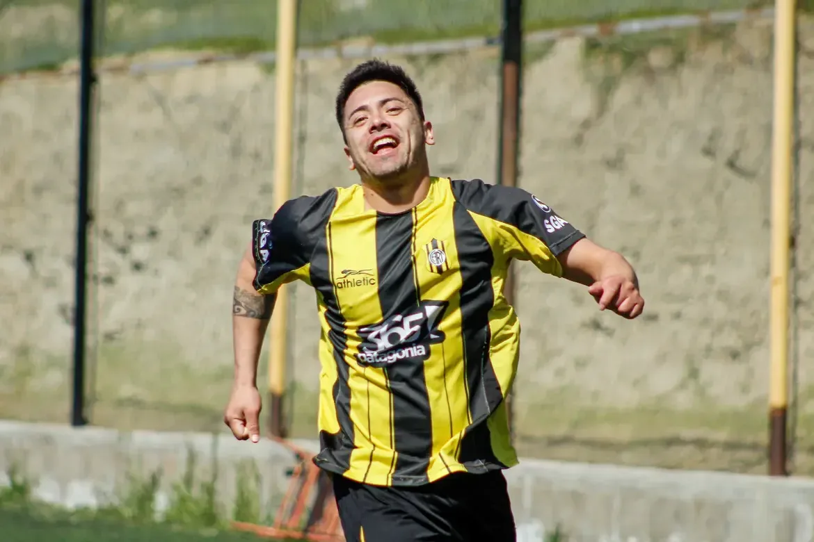 Rada Tilly acorta distancia con Sarmiento en la Zona A