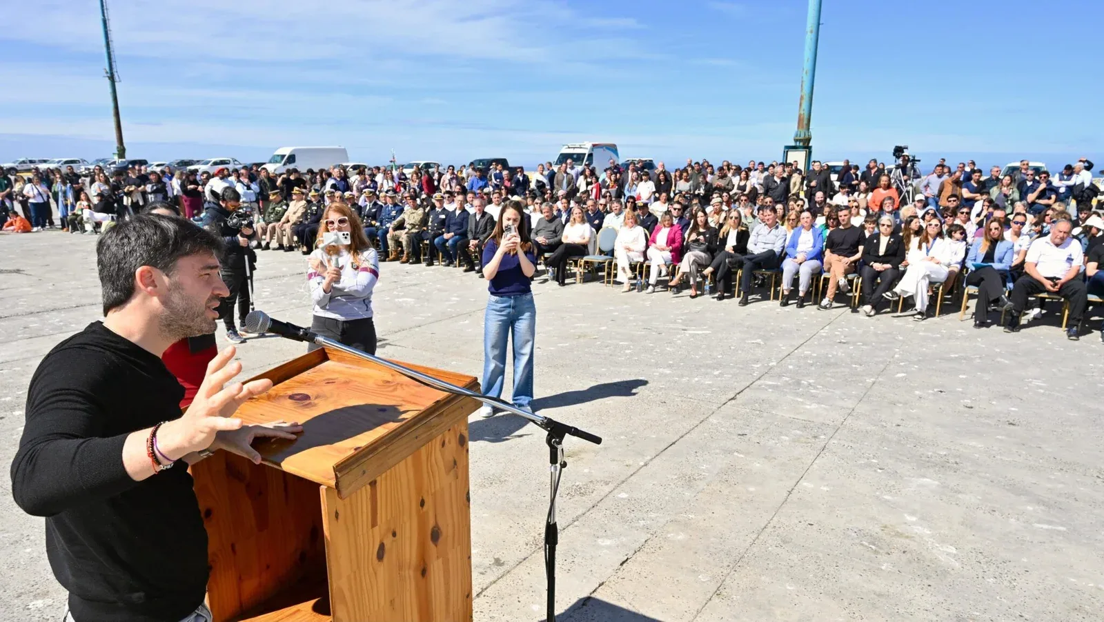 Torres destacó el potencial productivo del puerto de Comodoro a 30 años del muelle Antonio Morán