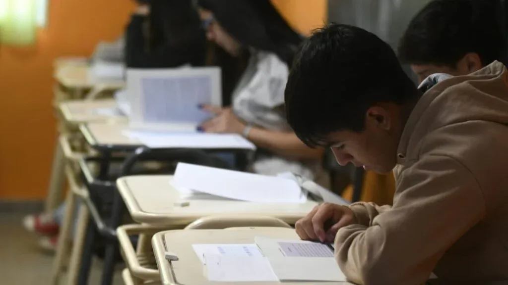 Últimos días para pedir vacantes en secundaria estatal de Chubut