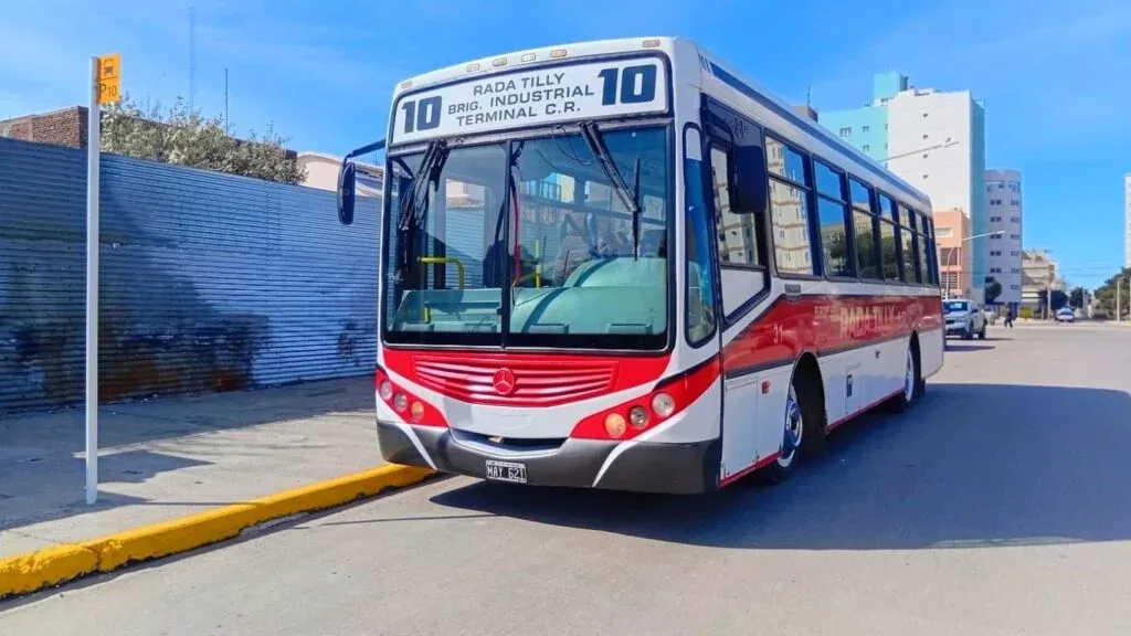 Nuevo aumento en el Expreso Rada Tilly: el boleto interurbano llegó a $3.935