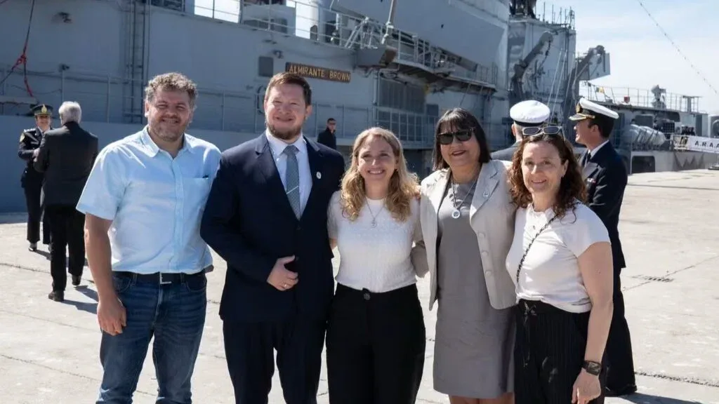 Peralta acompañó los 30 años del muelle de ultramar en Comodoro Rivadavia