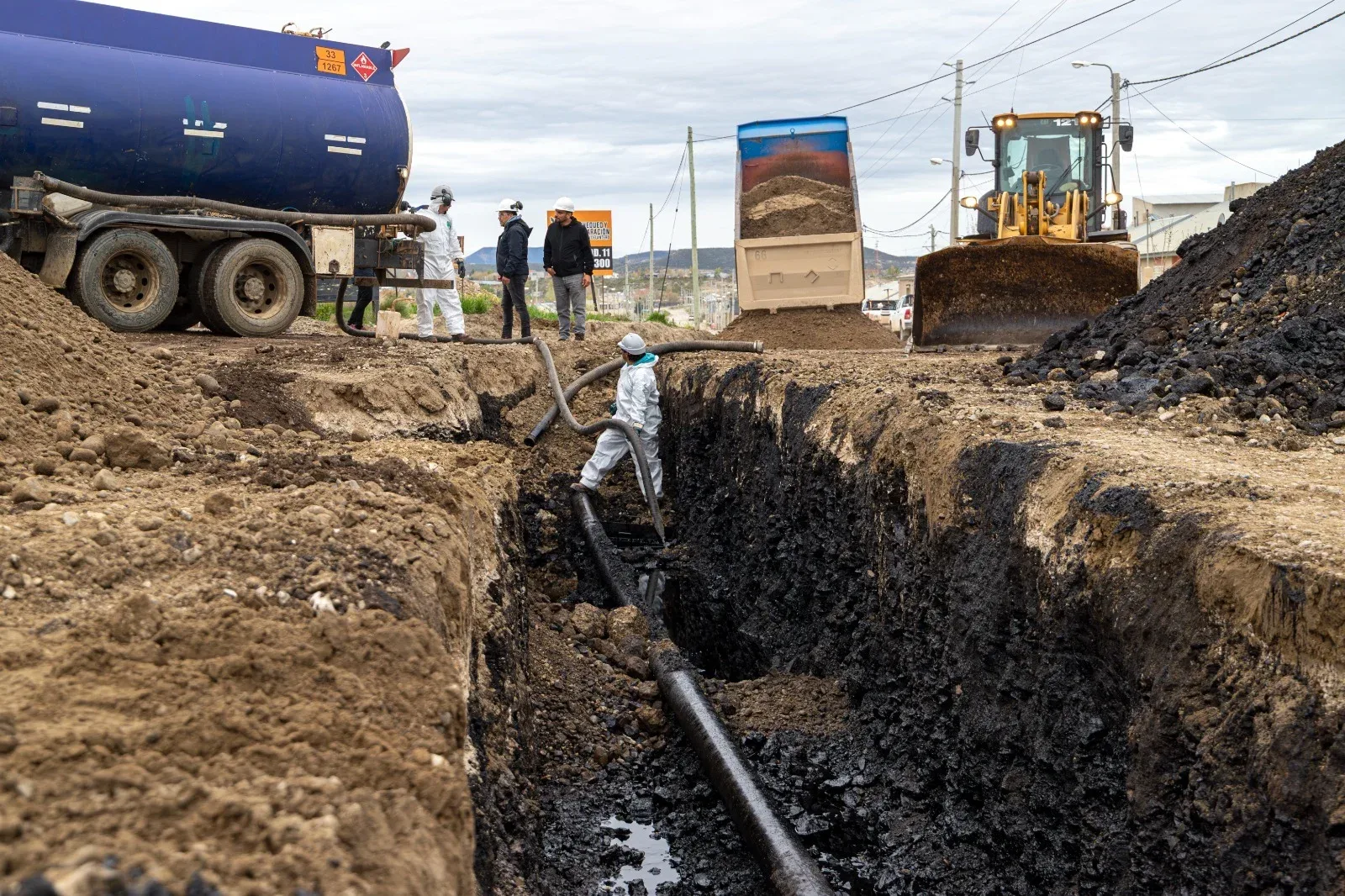 Nuevo derrame de CAPSA en Comodoro: oleoducto roto en Km. 14 y pérdida de cinco metros cúbicos